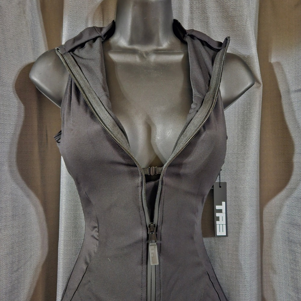 TA3 Hi Cut Sleeveless Surfy One Piece Swimsuit‎ Black XS Regular Long NEW
